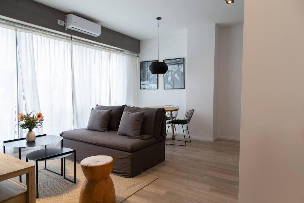 Apartment Almez Stunning Deluxe